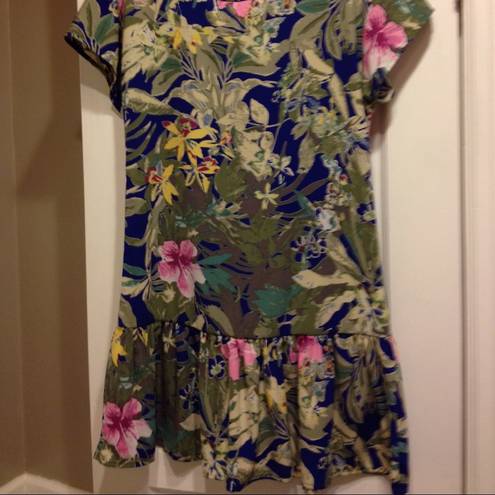 TCEC NWT  Boutique Navy Floral Dress Small