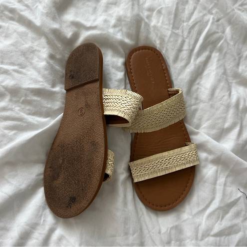 American Eagle  sandals