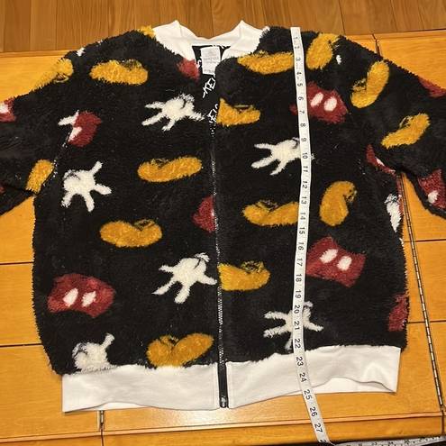 Disney  Mickey Mouse parts fleece jacket size xlarge.