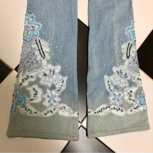 Vintage Y2K AZI Low Rise Light Wash Flare Jeans Embroidered Beaded Flares sz 28 Blue