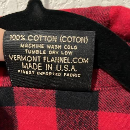 Krass&co THE VERMONT FLANNEL  Women's Classic Red Buffalo Flannel Shirt, Size S