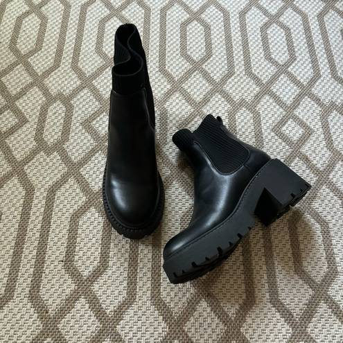 Madden Girl Black Chunky Lug Sole Black Heeled Ankle Trash Boots Size 7