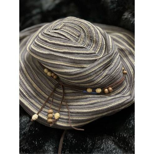 Krass&co Wallaroo Hat  Breton Cap Brown Bead Design One Size