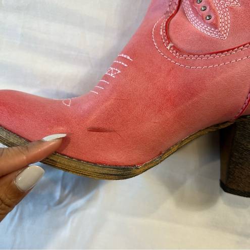 sbicca  Of California Women's NWT Cowgirl Boots 10 Heeled Pink