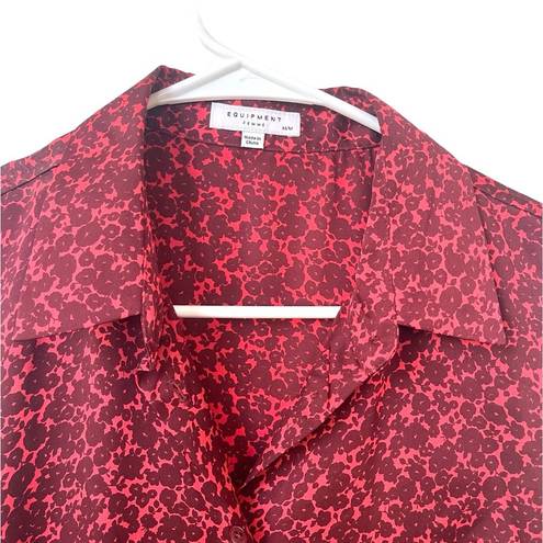 Equipment Femme Size M Red Button Down Sleeveless Blouse Floral