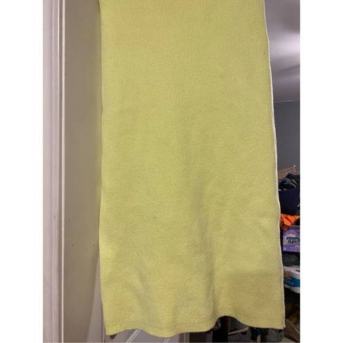 Universal Threads  Yellow Pull On Knee Length Pencil Skirt Size Large NWOT