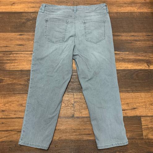 Charter Club Jeans Womens 14 Bristol Capri Lightwash Gray Denim