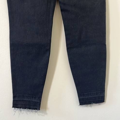 Spanx  Vintage Black High Rise Distressed Denim Legging Size Large NWT