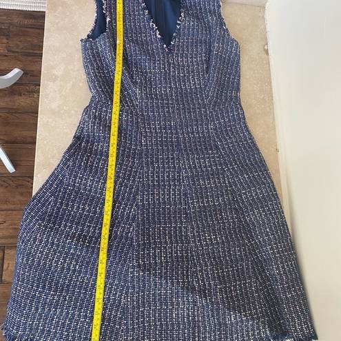 Rebecca Taylor  size 6 blue tweed sleeveless V neck fit and flare dress.