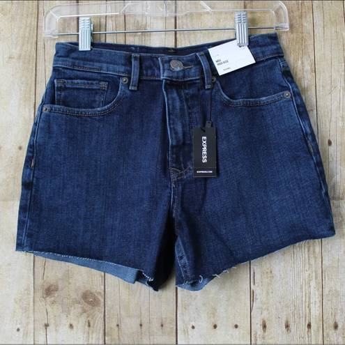 EXPRESS NWT  Women's High Waisted Dark Wash Raw Hem Jean Shorts Size 4