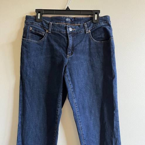 L.L.Bean  Blue Flare Jeans Womens Size 6 Dark Wash Denim