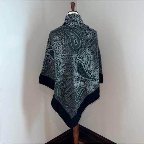 Big Buddha Cozy  Paisley Poncho!