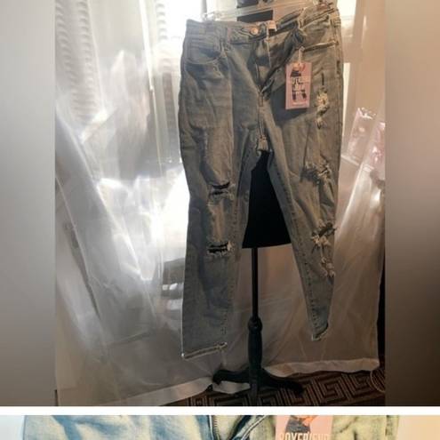 Wax Jean NWT Wax  Boyfriend Jeans Medium Blue Wash, Distressed Size 9/29