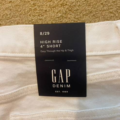 Gap  High Rise 4 inch White Jean Short WITH TAGS