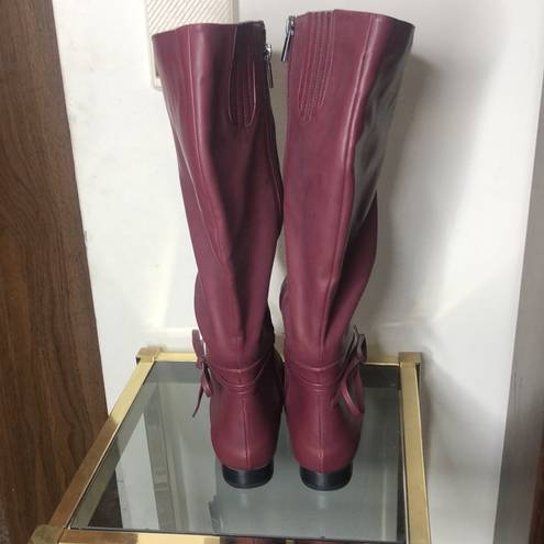 Comfortview burgundy Knee high boots size 8