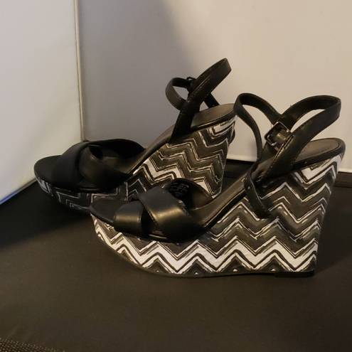 American Eagle NWOT  Wedge Sandals Size 5.5