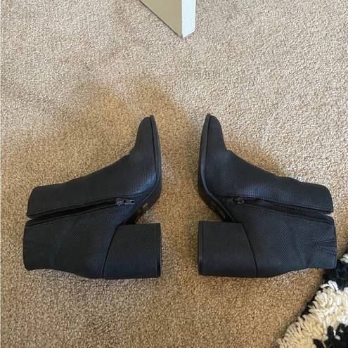 mix no. 6  Black Heel Ankle Booties Size 7.5