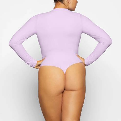 SKIMS NWT Fits Everybody Long Sleeve Crew Neck Bodysuit Sugar Plum XL -  $131 New With Tags - From Bae