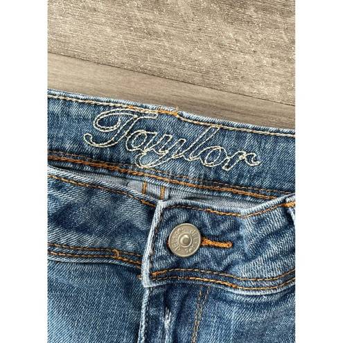 Delia's Delia’s Taylor Cropped Capri Jeans Size 1 Embroidered Juniors M1