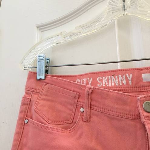 DKNY Ladies  Jeans 8