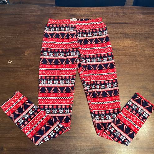 Poof ! New York Christmas Leggings
PREOWNED/USED