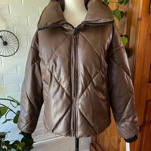 BCBGeneration Bcbg GENERATION drop shoulder short duvet puffer jacket faux fur lined