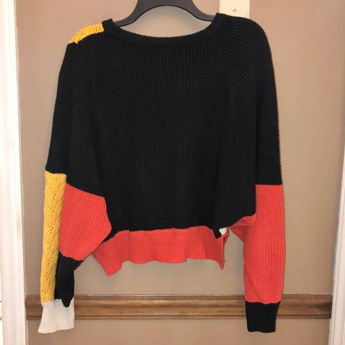 Moon & Madison Chunky Cable Color Block Cropped Sweater Black Yellow Cream M