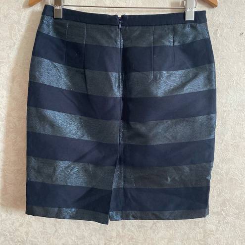 Tommy Hilfiger  women’s size 2 blue pencil skirt