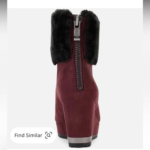 DKNY  Nadra  Burgundy and Black Faux Fur Suede Wedge Booties 9.5