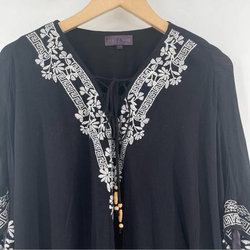 Hale Bob  Embroidered Tunic Top Black & White Dolman Beach Size Extra Small NWT