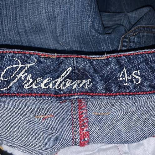 Tommy Hilfiger  Freedom denim blue Jeans straight leg 4 short