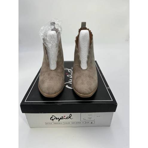 Qupid  heel boots size 6 in original box