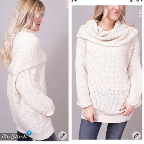 Umgee  Ribbed Foldover Sweater Cream