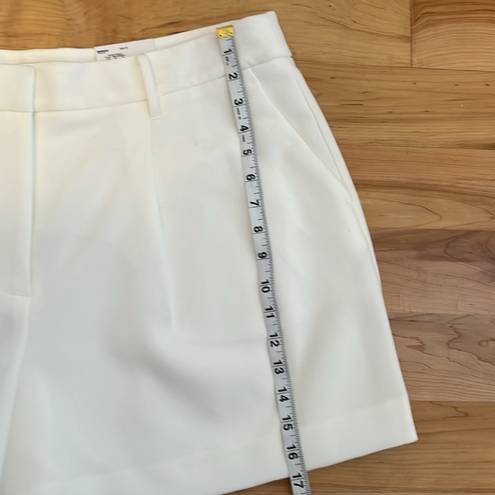 Nine West  White High Rise Pleat Front Shorts - NWT