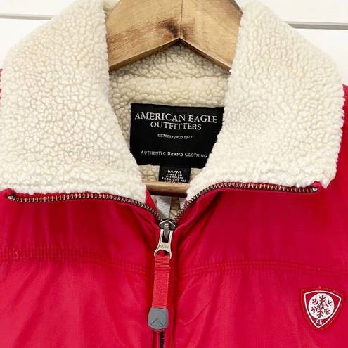 American Eagle  Womens M Shelter Series Vest Sherpa Lined Red Outdoor