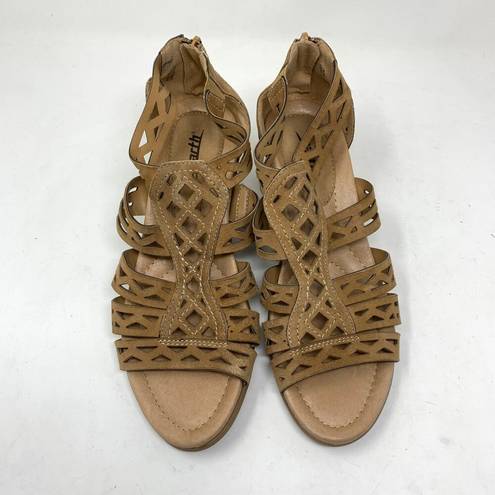 Petal Earth Women's Sz 9.5  Back Zip Wedge Heeled Sandals Laser Cut Leather Brown