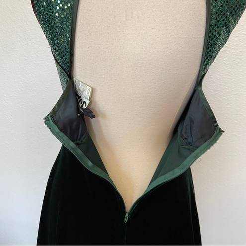 Jump Vintage 90’s Emerald Green Velvet & Sequin Open Back Cocktail Dress