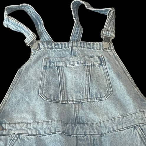 Nordstrom NWT Denim shortall 
BLANKNYC size 28