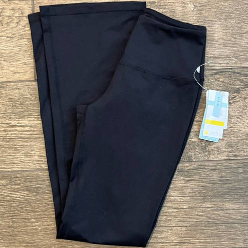 Zella NWT  Barely Flare Live in High Waist Pants Size 6