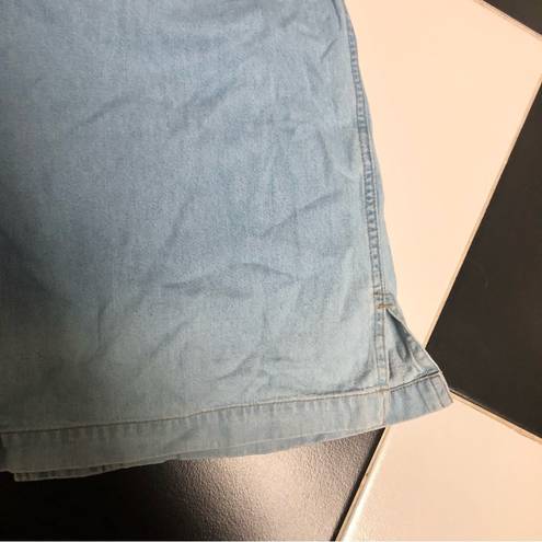 Liz Claiborne Vintage 90s Liz Wear Jean Shacket Light Wash Denim Chambray Unique Button sz Med