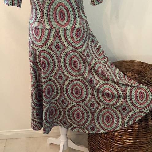 LuLaRoe  NWOT very cute, colorful  knit dress