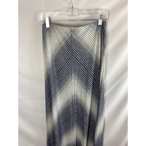 Max Studio  Chevron Stripe Maxi Skirt Size Medium