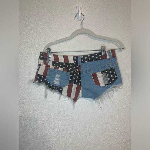 Daisy Low-Rise American Flag Print  Duke Ripped Denim Shorts Size Small 4th July