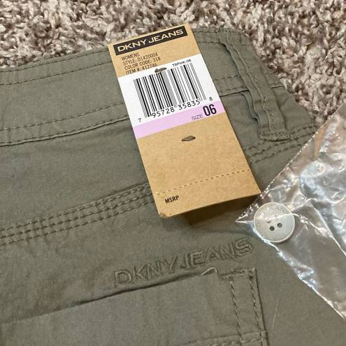 DKNY  Jeans Khaki Shorts