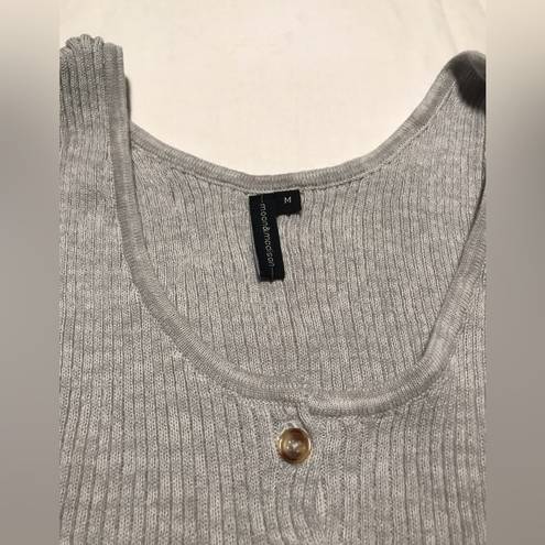 The Moon  & Madison Women’s Gray Ribbed Cropped Tank Top Size M