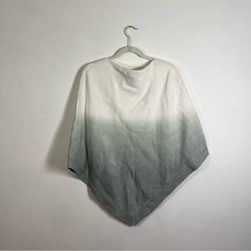 Barefoot Dreams  Cozy Chic Ultra Lite Sea Green Poncho