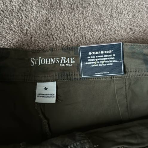 St. John’s Bay St John Bay Green Camo Skort SIZE 4P