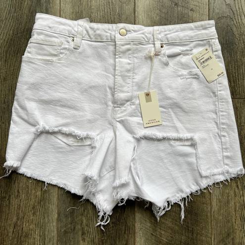 Good American Bombshell Shorts White NWT Size 14 / 32 Distressed Short