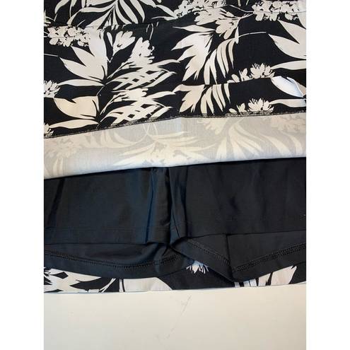 Krass&co Skort by S C &   black and white floral pattern