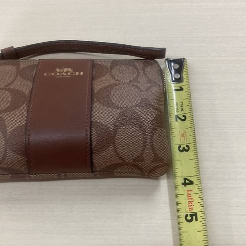 Coach  Wristlet Purse Brown Leather Logo Zipper Handle Strap Small Coin